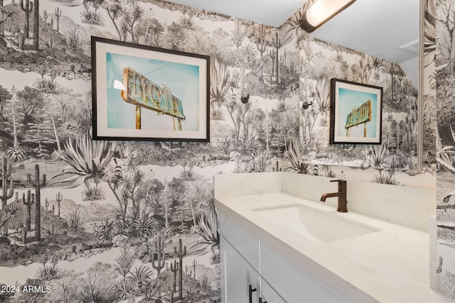 4620 N 68th St Unit 136, Scottsdale, AZ 85251 - bathroom featuring vanity and wallpapered walls