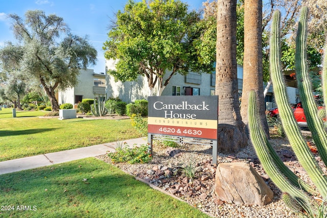 4620 N 68th St Unit 136, Scottsdale, AZ 85251 - community / neighborhood sign featuring a yard