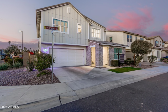 view of front facade featuring a garage