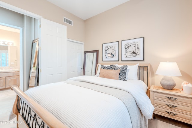 10772 E Running Deer Trl, Scottsdale, AZ 85262 - bedroom with a closet and ensuite bathroom