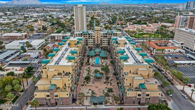 bird's eye view featuring a city view