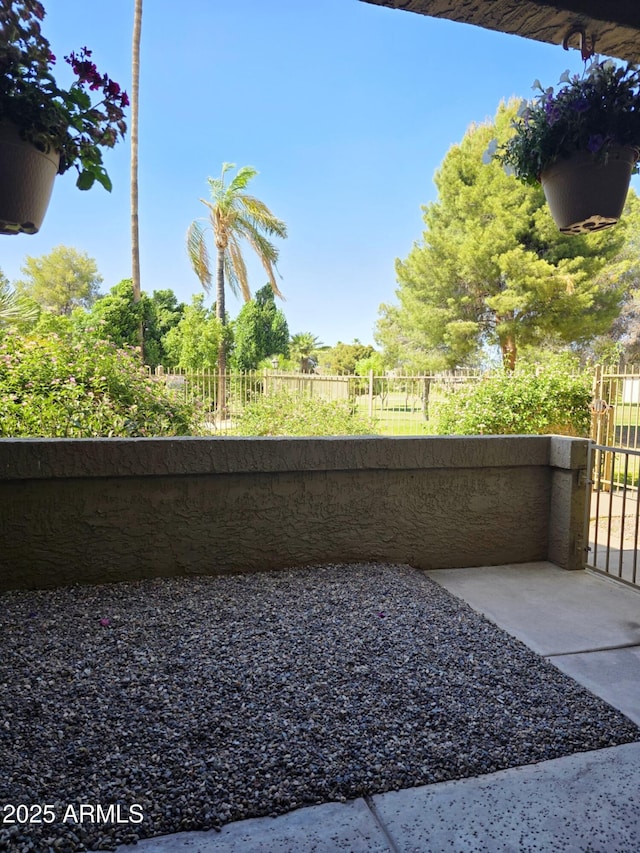 4050 E Cactus Rd Unit 107, Phoenix, AZ 85032 - view of yard