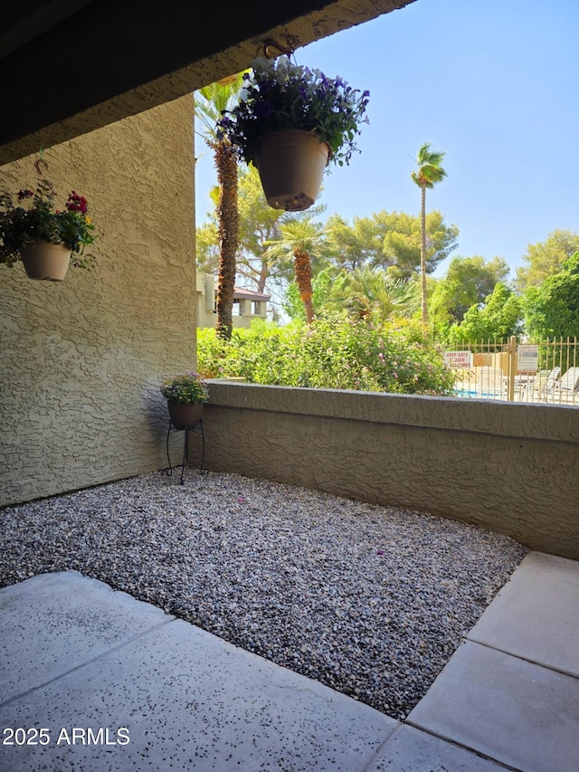 4050 E Cactus Rd Unit 107, Phoenix, AZ 85032 - view of yard