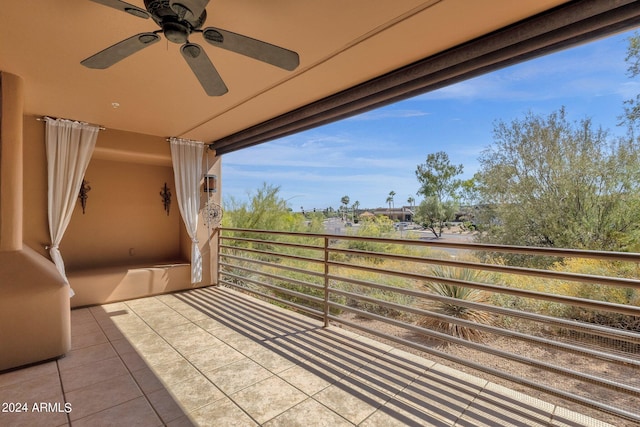 balcony with ceiling fan