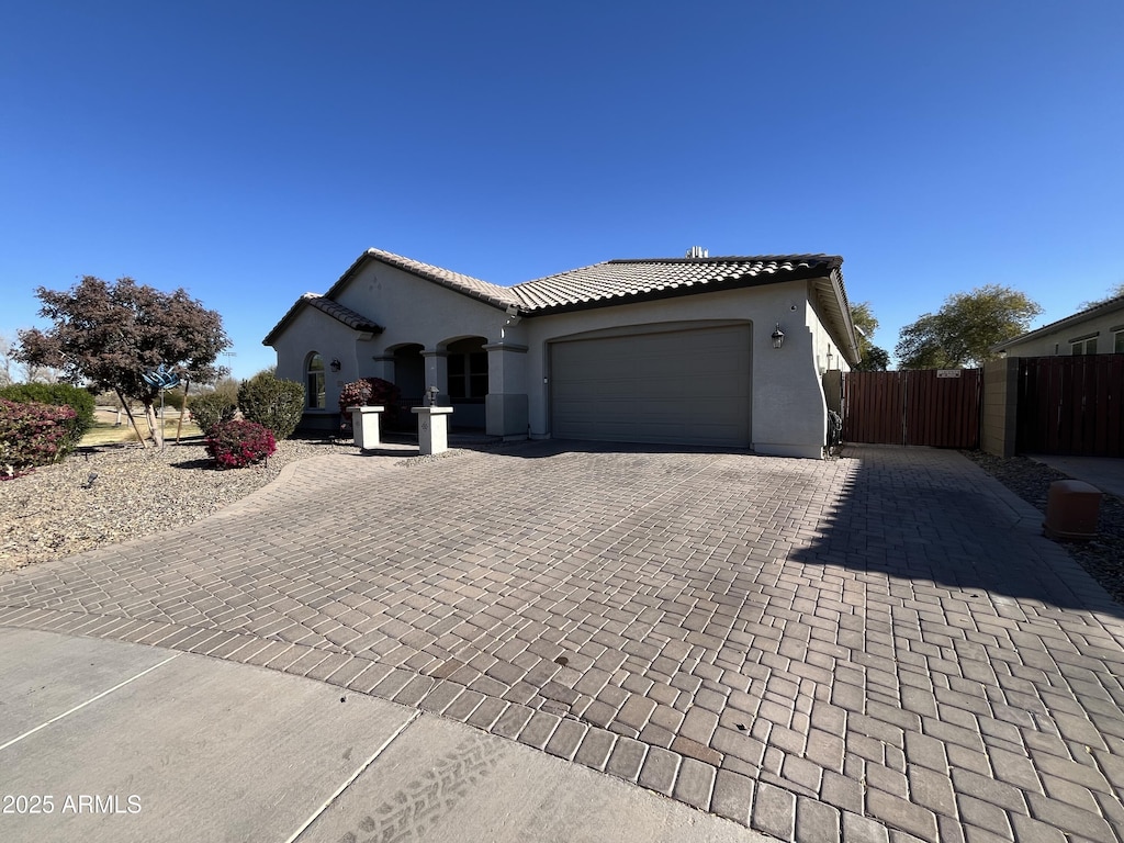 view of front of house featuring a garage