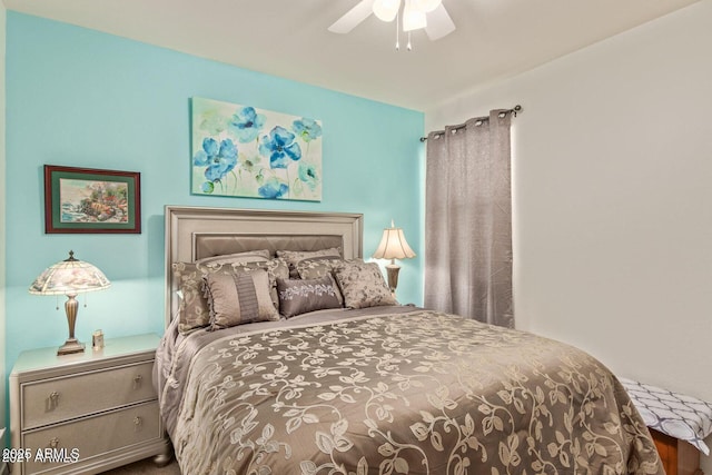 bedroom featuring ceiling fan