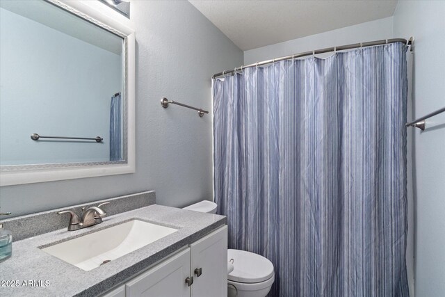 7500 E Deer Valley Rd Unit 54, Scottsdale, AZ 85255 - full bath featuring vanity and toilet