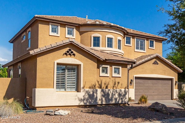 view of mediterranean / spanish-style home