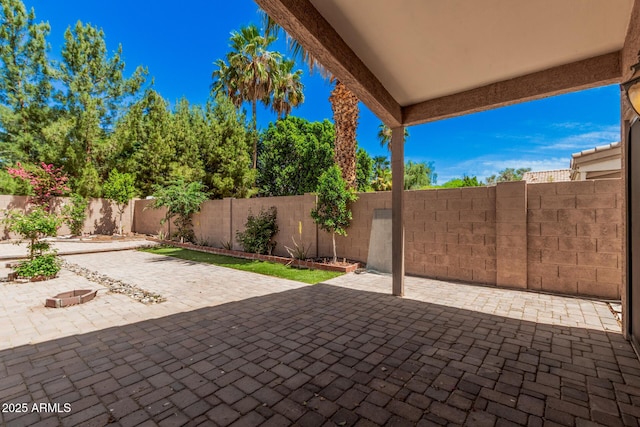1712 E Saratoga St, Gilbert, AZ 85296 - view of patio / terrace featuring a fenced backyard