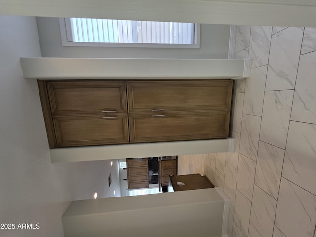 35317 N 31st Dr, Phoenix, AZ 85086 - bathroom featuring tile walls and a healthy amount of sunlight