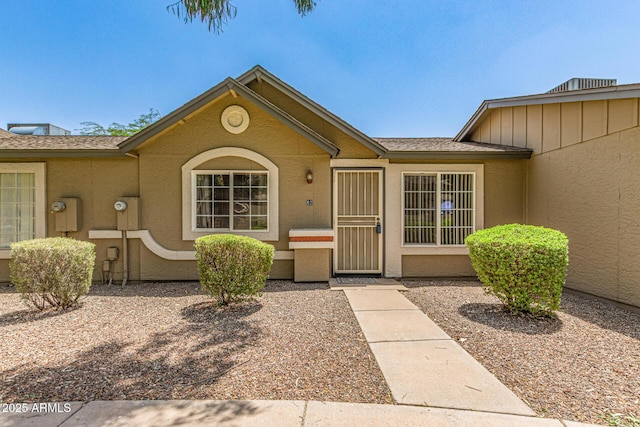 6711 W Osborn Rd Unit 82, Phoenix, AZ 85033 - property entrance featuring stucco siding