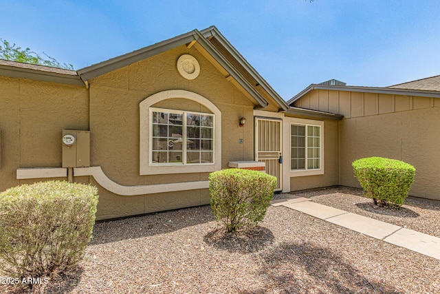 6711 W Osborn Rd Unit 82, Phoenix, AZ 85033 - doorway to property with stucco siding
