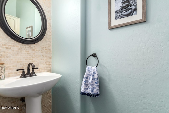 5628 N Rattler Way, Litchfield Park, AZ 85340 - bathroom featuring a sink