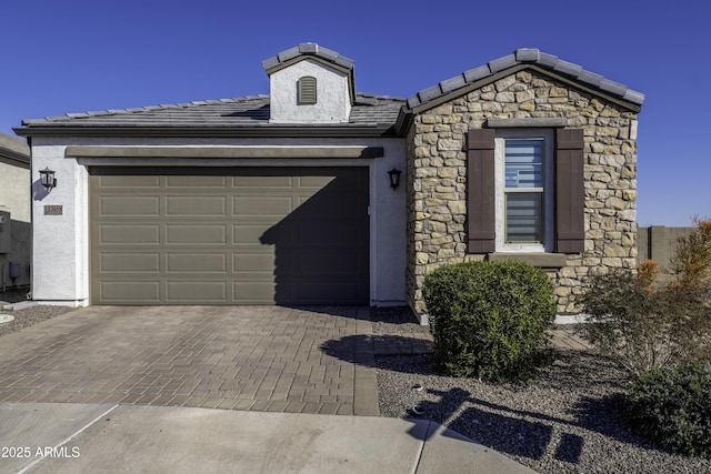 view of front of house featuring a garage