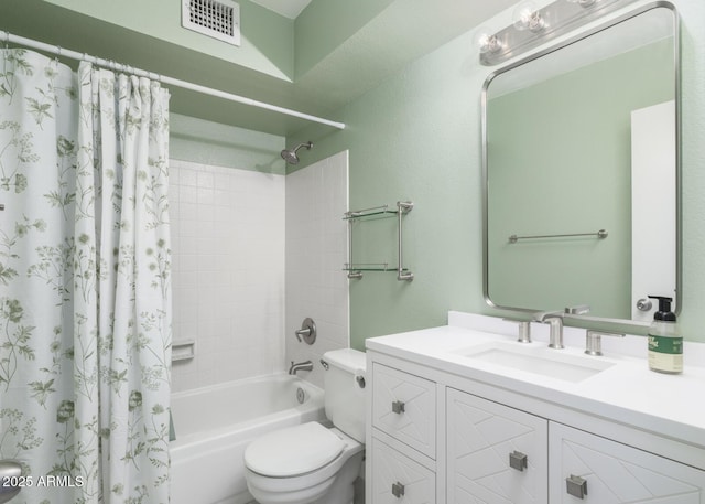 10613 S 41st Pl, Phoenix, AZ 85044 - full bathroom with vanity and shower / tub combo with curtain