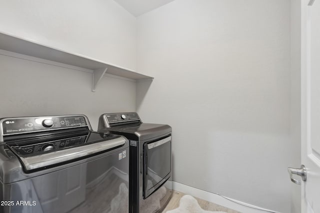 2741 S Gordon, Mesa, AZ 85209 - laundry room featuring independent washer and dryer and baseboards