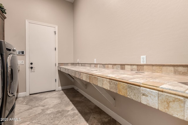 5226 S Fairchild Ln, Chandler, AZ 85249 - laundry room featuring baseboards
