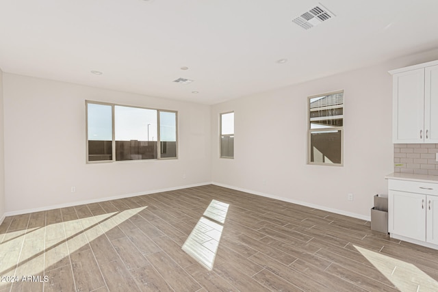 empty room featuring light hardwood / wood-style flooring