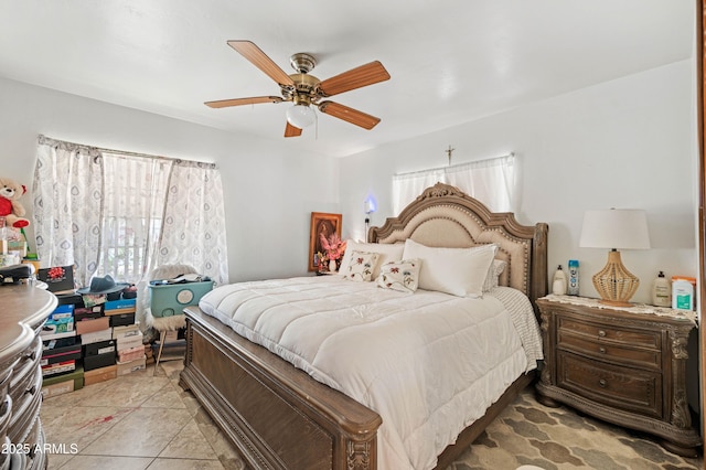 bedroom featuring a ceiling fan