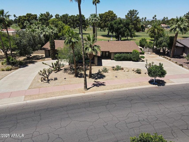 1106 N Villa Nueva Dr, Litchfield Park, AZ 85340 - view of front of property with driveway