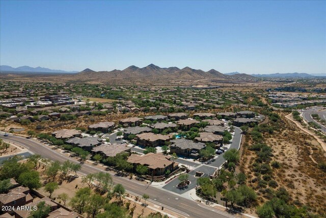 bird's eye view featuring a mountain view