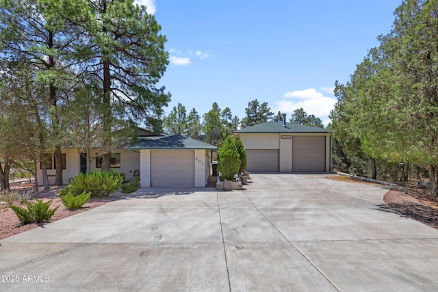 503 W Locust Rd, Payson, AZ 85541 - view of front of property with stucco siding and a garage