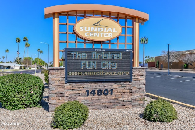 view of community / neighborhood sign