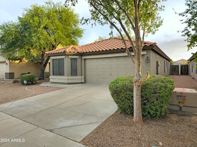 view of front of house featuring a garage