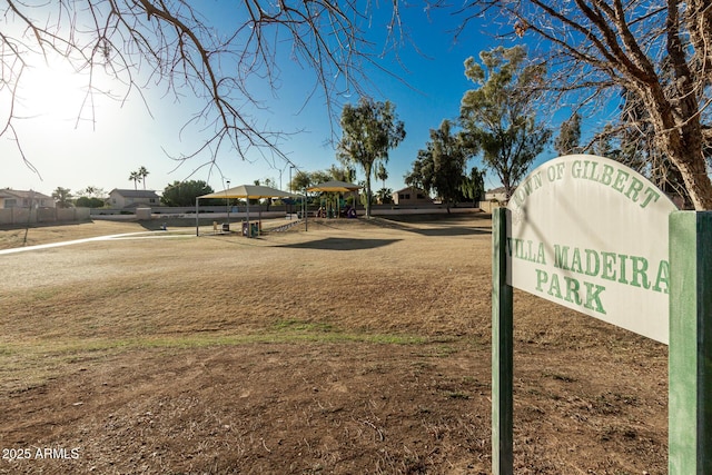 view of home's community