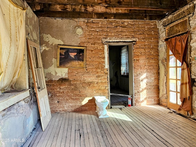 83 Ok St, Bisbee, AZ 85603 - unfurnished room featuring hardwood / wood-style flooring