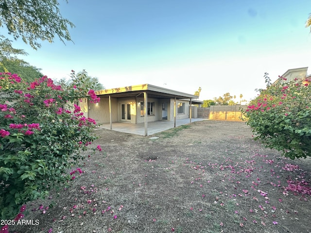 4902 S Fair Ln, Tempe, AZ 85282 - back of property with a patio and a fenced backyard