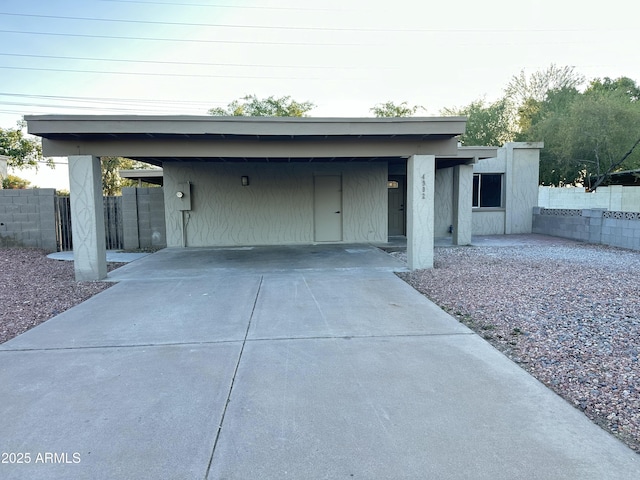 4902 S Fair Ln, Tempe, AZ 85282 - garage with an attached carport and concrete driveway