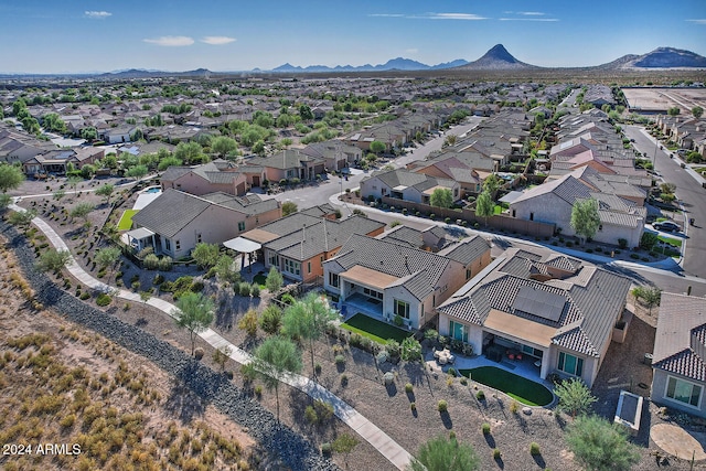 bird's eye view featuring a mountain view