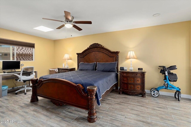 bedroom featuring ceiling fan