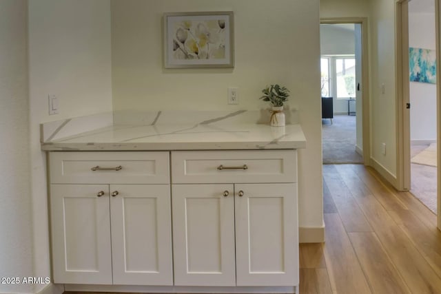3940 E Heather Ct, Gilbert, AZ 85234 - hall with light wood-style flooring and baseboards