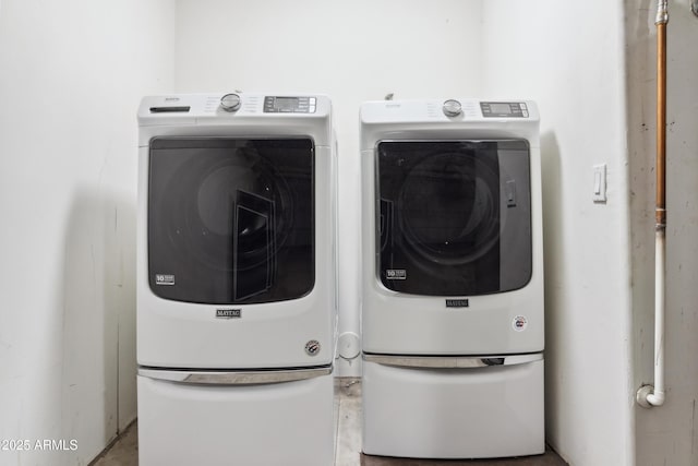 6938 W Nicolet Ave, Glendale, AZ 85303 - laundry area with washing machine and clothes dryer