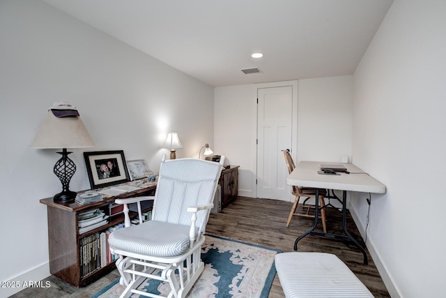 office area with visible vents, recessed lighting, wood finished floors, and baseboards