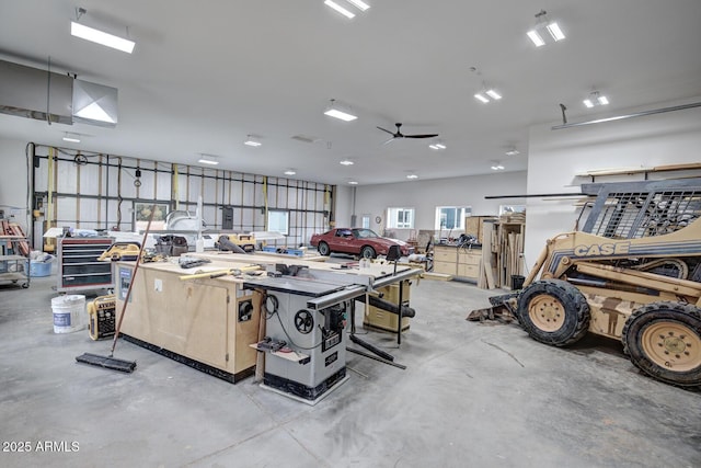 garage with a ceiling fan