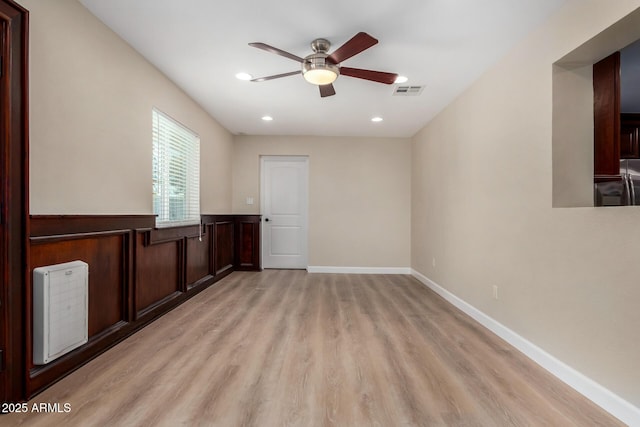 1535 E Kenwood St, Mesa, AZ 85203 - spare room with ceiling fan, light wood-style floors, and recessed lighting