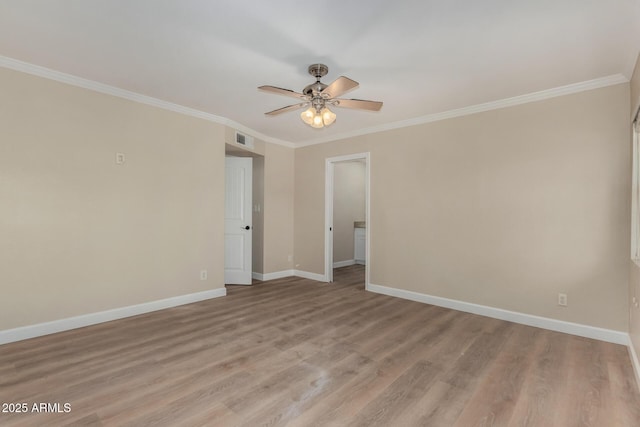 1535 E Kenwood St, Mesa, AZ 85203 - unfurnished room featuring a ceiling fan, crown molding, baseboards, and light wood-type flooring