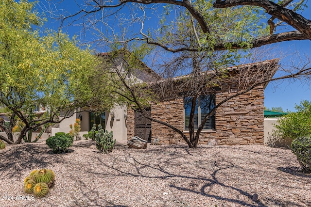 view of front of home