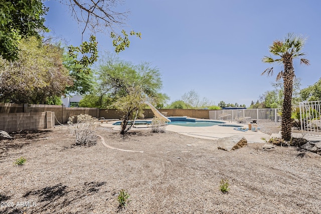 4627 E Mcneil St, Phoenix, AZ 85044 - fenced backyard featuring a patio