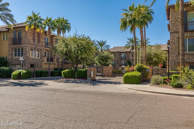 2470 E Roma Ave, Phoenix, AZ 85016 - view of building exterior
