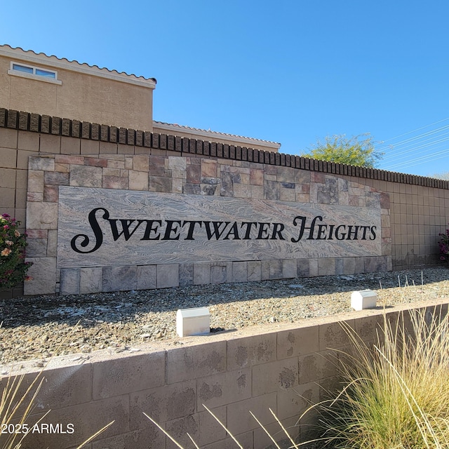 view of community / neighborhood sign