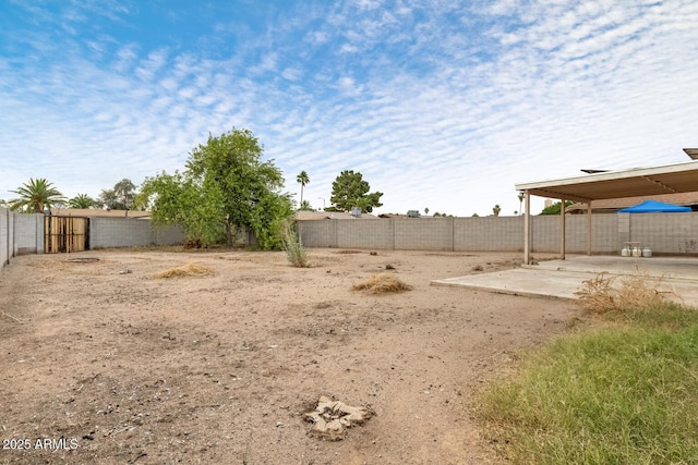 3410 W Pershing Ave, Phoenix, AZ 85029 - fenced backyard with a patio area