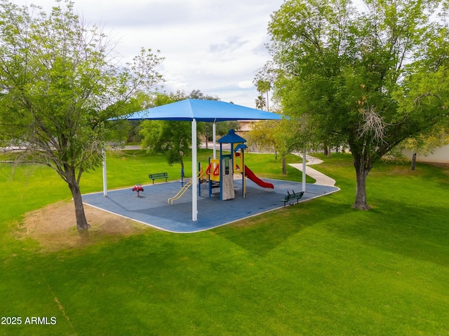 2218 E Anchor Dr, Gilbert, AZ 85234 - community playground with a lawn