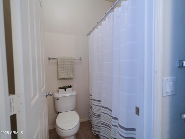35721 N Zachary Rd, Queen Creek, AZ 85144 - bathroom with toilet, a shower with curtain, baseboards, and tile patterned flooring
