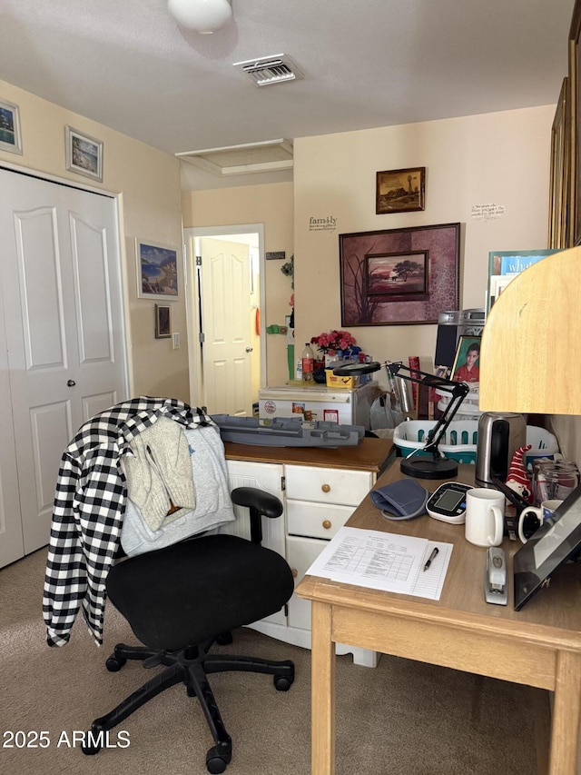 1448 E Mobile Ln, Phoenix, AZ 85040 - view of carpeted office