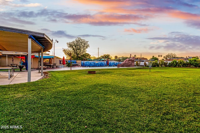 view of yard featuring a patio area