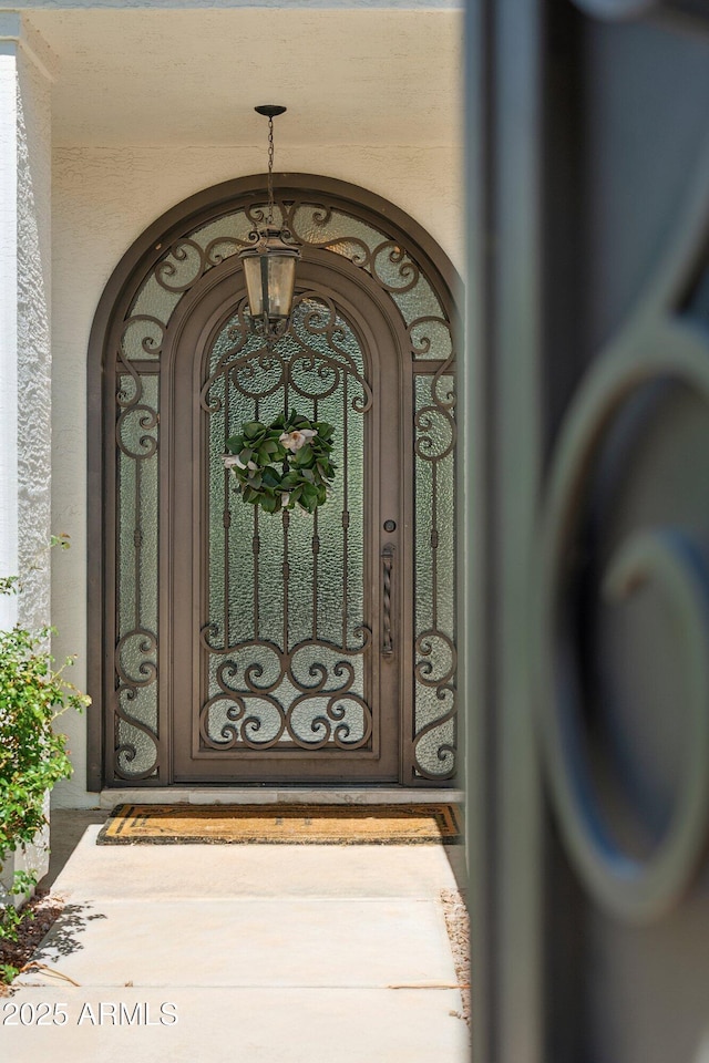 7214 E Royal Palm Rd, Scottsdale, AZ 85258 - view of doorway to property